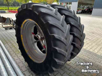 Räder, Reifen, Felgen & Distanzringe Michelin 540/65x38 Dubbellucht set 5-ster
