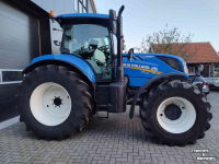 Schlepper / Traktor New Holland T7.225 AC