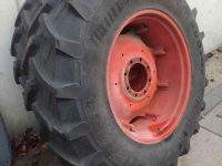 Räder, Reifen, Felgen & Distanzringe Trelleborg 420/85r34 en 340/85R24