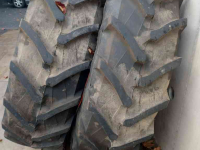 Räder, Reifen, Felgen & Distanzringe Trelleborg 420/85r34 en 340/85R24