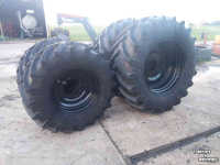 Räder, Reifen, Felgen & Distanzringe Trelleborg 650/65R38 540/65R28 set 90%