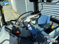 Schlepper / Traktor New Holland T4 T4S.75