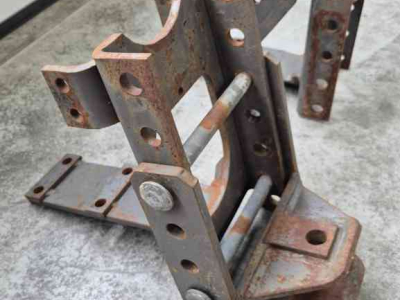 Sonstiges Traktoren und Zubehör Massey Ferguson 2x Trekhaakframe MF