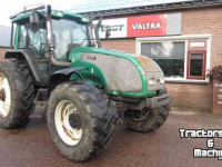 Schlepper / Traktoren Valtra T190