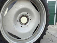 Räder, Reifen, Felgen & Distanzringe Michelin 270/95R48 & 12.4R28 cultuurwiel set