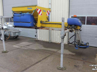Schneeräumgeräte Nido Stratos B11K-27 VCLN-350 zoutstrooier pick-up uitvoering