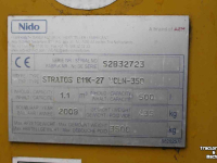 Schneeräumgeräte Nido Stratos B11K-27 VCLN-350 zoutstrooier pick-up uitvoering