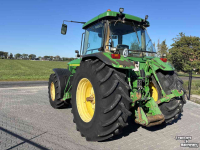 Schlepper / Traktor John Deere 8110