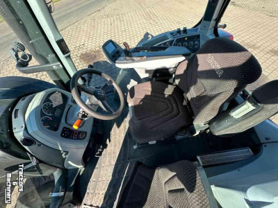 Schlepper / Traktor Valtra T214D