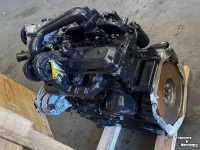 Gebrauchte Teile für Traktoren New Holland complete Nieuwe New Holland / FIAT / IVECO motor 8045 -25 met TURB0 100pk 4cil