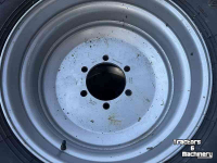 Räder, Reifen, Felgen & Distanzringe BKT 400/60-22.5 op wiel  6 gts ET-50