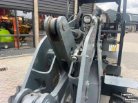 Radlader Giant V5003