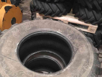 Räder, Reifen, Felgen & Distanzringe BKT banden 650/55R26.5