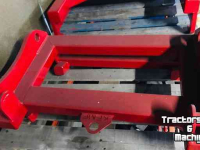 Diverse neue Teile Kemp Adapter Terex naar Ahlmann