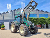 Schlepper / Traktor Valtra N121