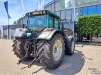 Schlepper / Traktor Valtra N121