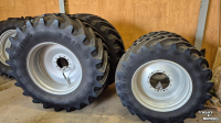 Räder, Reifen, Felgen & Distanzringe  Trelleborg 750/70R44 + 650/60R38