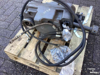 Fronthydraulik & Frontzapfwellen Zuidberg Front PTO / Aftakas afkomstig van Valtra 4 serie