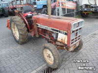 Obsttraktor International 733