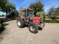 Schlepper / Traktor Case-IH 845