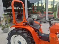 Schlepper / Traktor Kubota B1702