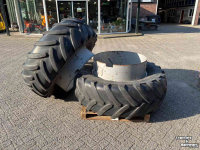 Räder, Reifen, Felgen & Distanzringe Michelin 540/65R34 Dubbellucht