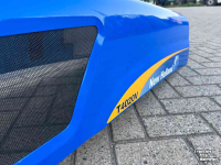 Gebrauchte Teile für Traktoren New Holland T4000V motorkap 84308606