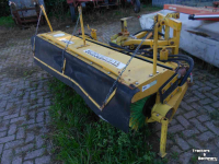 Kehrmaschine Nido veegmachine
