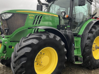 Schlepper / Traktor John Deere 6215R