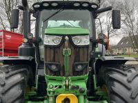 Schlepper / Traktor John Deere 6215R