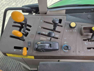 Schlepper / Traktor John Deere 6320 SE PQ met Airco