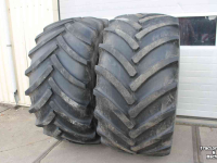 Räder, Reifen, Felgen & Distanzringe Mitas 900/60R32 SFT (Super Flexion Tire) banden en wielen velgen