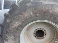 Räder, Reifen, Felgen & Distanzringe Mitas 900/60R32 SFT (Super Flexion Tire) banden en wielen velgen