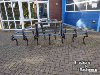 Grubber  Veertand cultivator