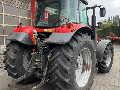 Schlepper / Traktor Massey Ferguson 6465 Dyna-6 Tractoren