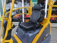 Radlader Eurotrac W11 shovel