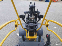 Radlader Eurotrac W11 shovel