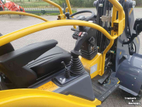 Radlader Eurotrac W11 shovel