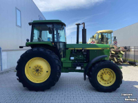 Schlepper / Traktor John Deere 4055