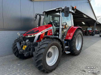 Schlepper / Traktor Massey Ferguson 5S.115 Dyna-4 Tractor Demo