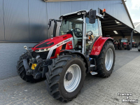 Schlepper / Traktor Massey Ferguson 5S.115 Dyna-4