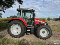 Schlepper / Traktor Massey Ferguson 5S.145 Dyna-VT Efficiënt tractoren.