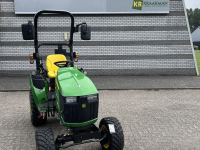 Obsttraktor John Deere 2026R