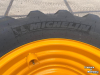 Teleskopradlader Michelin 460/70R24 Band + velg JCB