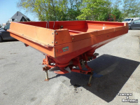 Düngerstreuer Lely CENTERLINER