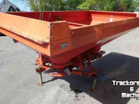 Düngerstreuer Lely Centerliner