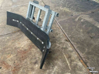 Futterschieber  Voer/Modderschuif 1,50 NIEUW RUBBER