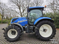 Schlepper / Traktor New Holland T 7.225