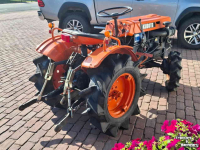 Gartentraktoren Kubota B7000