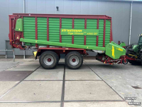 Lade- und Dosierwagen Strautmann Giga Vitesse CFS 4002DO. Doseerwagen.
